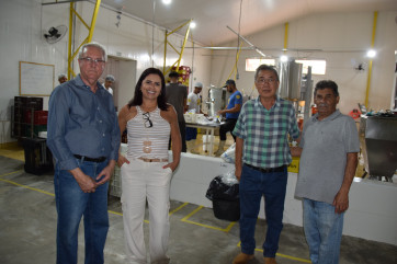 Prefeito Gilmar e Vice Milton Visitam Empresa Local em Expansão, a Frutipolpa