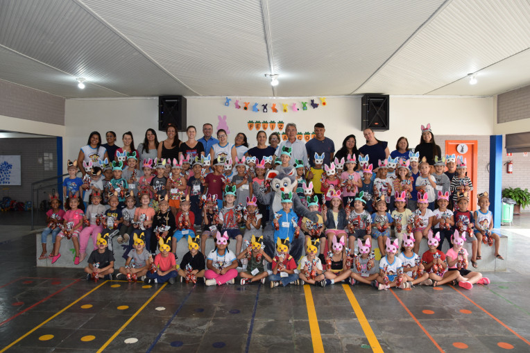 Prefeitura de Parapuã realiza a tradicional entrega de Ovos de Páscoa aos alunos da rede Municipal e APAE