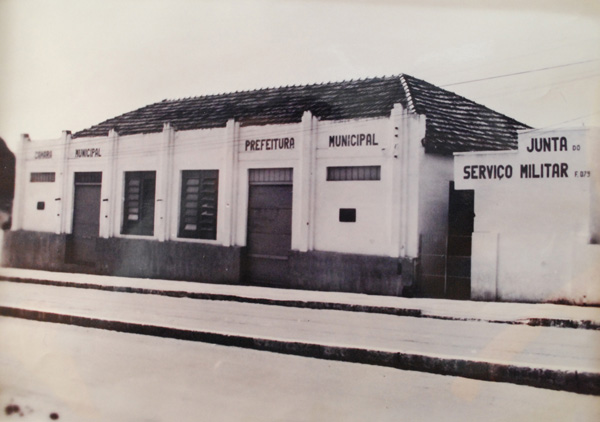  Prefeitura e Parapuã 